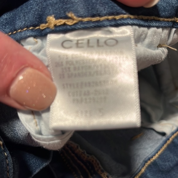 Jeans - Picture 5 of 5